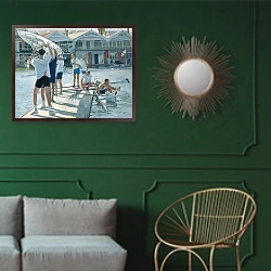 «Swing Over, 1996» в интерьере классической гостиной с зеленой стеной над диваном