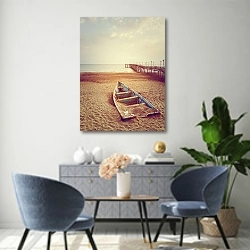«Старая брошенная лодка на песчаном пляже» в интерьере современной гостиной над комодом