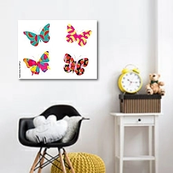 «Бабочки с рисунком ягод и фруктов» в интерьере детской комнаты для девочки с желтыми деталями