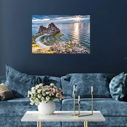 «Россия, Байкал. Закатное солнце и скала Шаманка» в интерьере современной гостиной в синем цвете