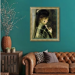 «Young Woman with a Small Veil, c.1875» в интерьере гостиной с зеленой стеной над диваном