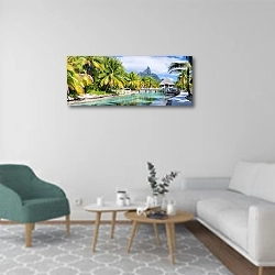 «Бора-Бора, панорама» в интерьере современной гостиной в светлых тонах