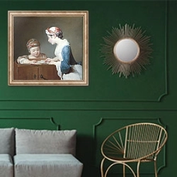 «Молодая учительница» в интерьере классической гостиной с зеленой стеной над диваном