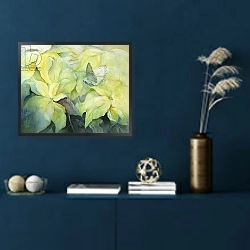 «Cream Poinsettia with butterfly» в интерьере в классическом стиле в синих тонах