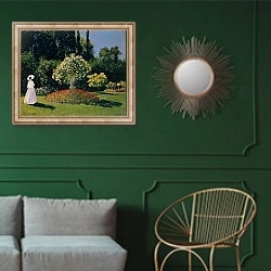 «Жанна-Маргарита Лекадр в саду» в интерьере классической гостиной с зеленой стеной над диваном