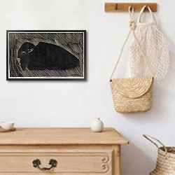 «Liggende bizon» в интерьере в стиле ретро над комодом