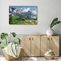 «Швейцария. Горный пейзаж с озером в коммуне Энгельберг» в интерьере современной комнаты над комодом