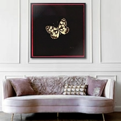 «Marbled white butterfly, 2000» в интерьере гостиной в классическом стиле над диваном