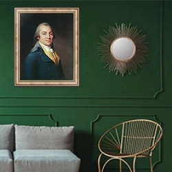 «Dr John Moore» в интерьере классической гостиной с зеленой стеной над диваном