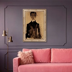 «Автопортрет в черном» в интерьере гостиной с розовым диваном