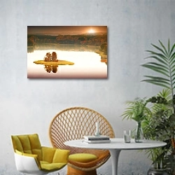 «Остров на туманном озере» в интерьере современной гостиной с желтым креслом