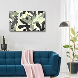 «Черные и зеленые листья с небольшими белыми цветами на светло-желтом фоне» в интерьере современной гостиной над синим диваном