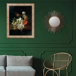 «Still Life with Flowers 6» в интерьере классической гостиной с зеленой стеной над диваном