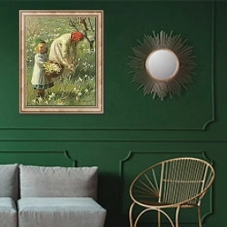 «Весна в саду, нарциссы» в интерьере классической гостиной с зеленой стеной над диваном