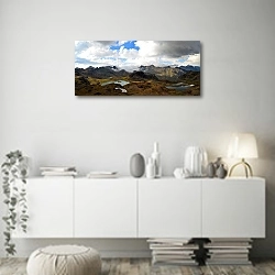 «Горная панорама с озерами» в интерьере стильной минималистичной гостиной в белом цвете