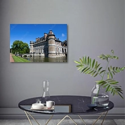 «Бельгия. Замок Белёй 2» в интерьере современной гостиной в серых тонах