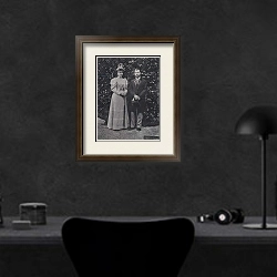 «The Tsar and Tsarita» в интерьере кабинета в черных цветах над столом