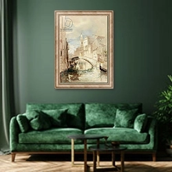 «The Merchant of Venice on the Rialto Bridge» в интерьере зеленой гостиной над диваном