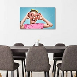 «Девочка и пончики» в интерьере переговорной комнаты в офисе