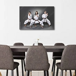 «Занятия каратэ для подростков» в интерьере переговорной комнаты в офисе