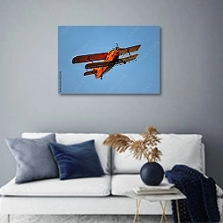 «Легкий самолет в небе» в интерьере современной гостиной в синих тонах