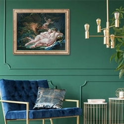 «Пан и Сиринга» в интерьере в классическом стиле с зеленой стеной
