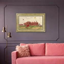 «Трибуна для почетных гостей на маневрах» в интерьере гостиной с розовым диваном