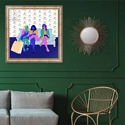 «Happy Shoppers» в интерьере классической гостиной с зеленой стеной над диваном