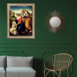 «The Holy Family with a Lamb, 1507» в интерьере классической гостиной с зеленой стеной над диваном