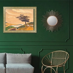 «Берег. Леденец» в интерьере классической гостиной с зеленой стеной над диваном