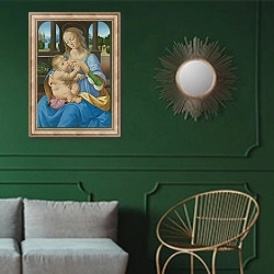 «Дева Мария с младенцем 11» в интерьере классической гостиной с зеленой стеной над диваном