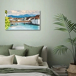 «Швейцария, Люцерн. Вид Капельбрюкке, горы и центр города» в интерьере современной спальни в зеленых тонах