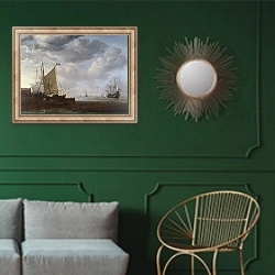 «Вид на устье» в интерьере классической гостиной с зеленой стеной над диваном