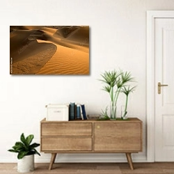 «Песчаные дюны в пустыне» в интерьере современной прихожей над тумбой
