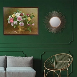 «AB/119/2 A bowl of roses» в интерьере классической гостиной с зеленой стеной над диваном