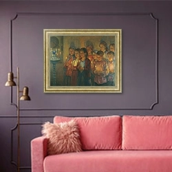 «В церкви. 1939» в интерьере гостиной с розовым диваном