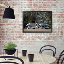 «Packard Twelve Coupe Roadster '1934» в интерьере кухни в стиле лофт с кирпичной стеной
