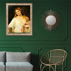 «Flora» в интерьере классической гостиной с зеленой стеной над диваном
