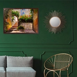 «Улица полная цветов» в интерьере классической гостиной с зеленой стеной над диваном