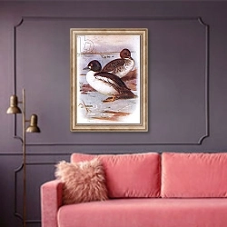«Goldeneye» в интерьере гостиной с розовым диваном