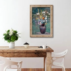 «Vase de fleurs» в интерьере кухни с деревянным столом