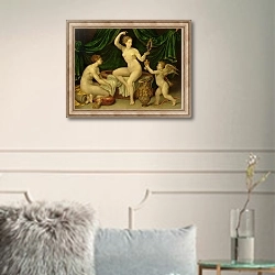 «Venus at her Toilet 2» в интерьере в классическом стиле в светлых тонах