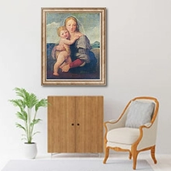«Мадонна с младенцем» в интерьере в классическом стиле над комодом