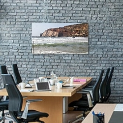 «Серфер 3» в интерьере современного офиса с черной кирпичной стеной