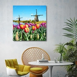 «Голландия. Поля тюльпанов с мельницами №6» в интерьере современной гостиной с желтым креслом
