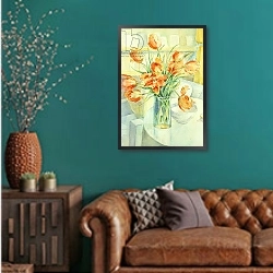 «Artist's Tulips in the Drawing Room» в интерьере гостиной с зеленой стеной над диваном