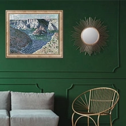 «The Rocks of Belle Ile, 1886» в интерьере классической гостиной с зеленой стеной над диваном