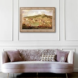 «The Port of Naples» в интерьере гостиной в классическом стиле над диваном
