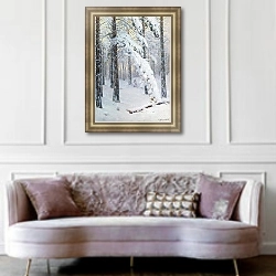 «Лес зимой» в интерьере в классическом стиле над банкеткой