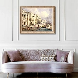 «The Molo and the Doges' Palace, Venice» в интерьере гостиной в классическом стиле над диваном